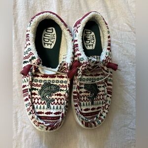Hey Dude Men’s 11 shoes